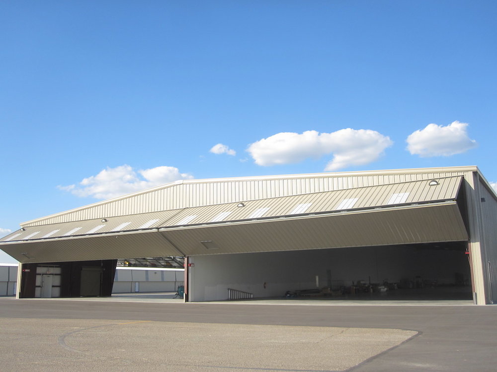 Executive Hangars at Fullerton Airport